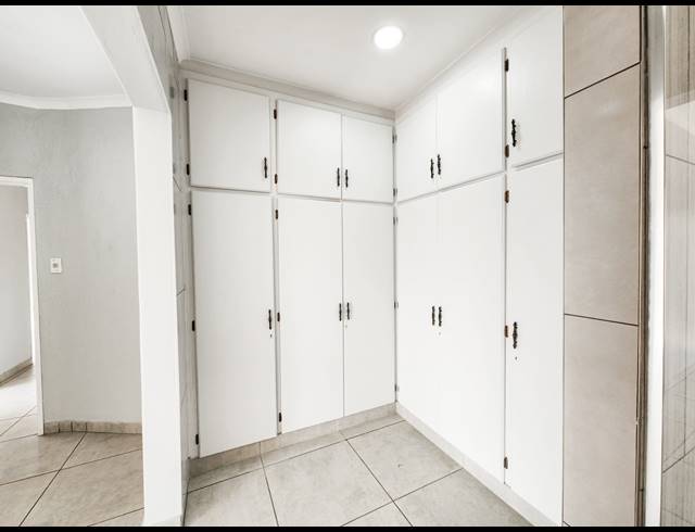 3 BEDROOM HOUSE FOR SALE IN VAALPARK